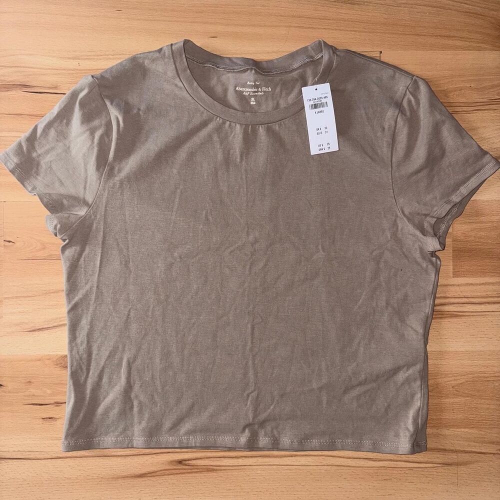 Abercrombie & Fitch Essentials Brown Baby Tee NWT size XL